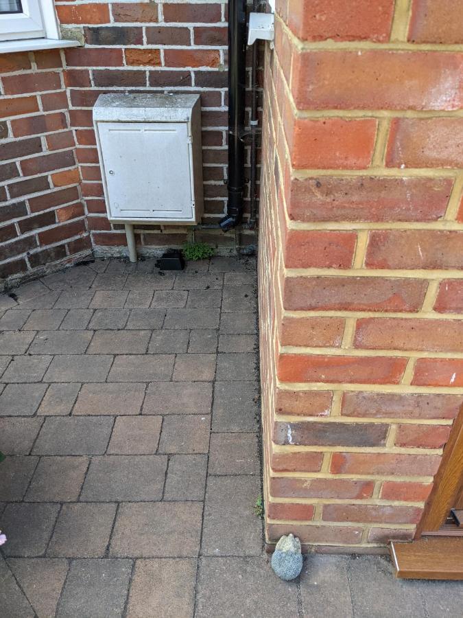 Quiet Comfortable Patcham Studio Free Parking Hallway Shared With Host * Hove