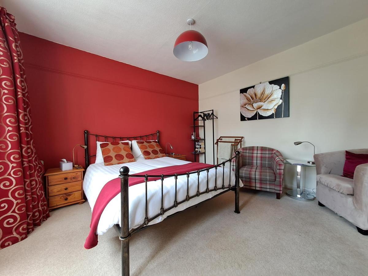 Quiet Comfortable Patcham Studio Free Parking Hallway Shared With Host Appartement