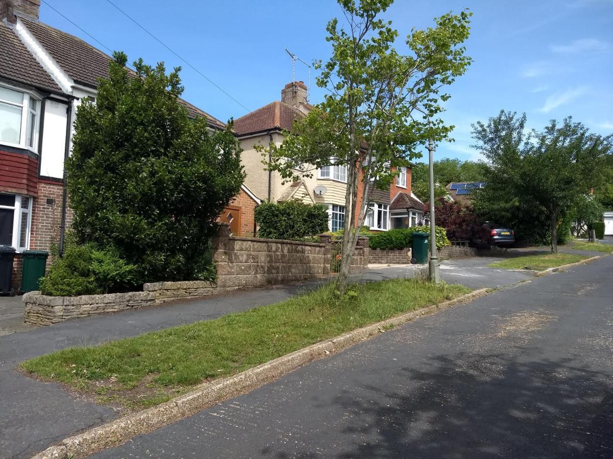 Quiet Comfortable Patcham Studio Free Parking Hallway Shared With Host *